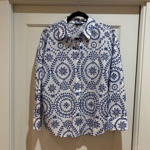 *  Zara  * blue and white embroidered button down